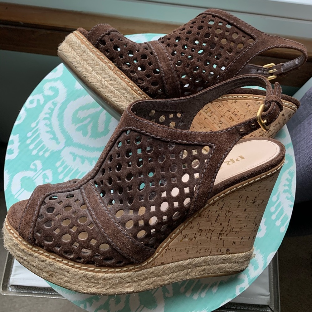 💯% authentic Prada wedges